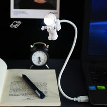Load image into Gallery viewer, Astronaut USB LED Night Light
